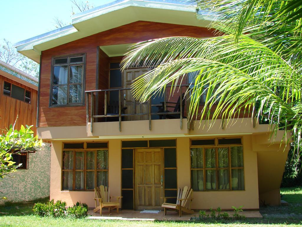 Babilonia Lejlighedshotel Cahuita Eksteriør billede