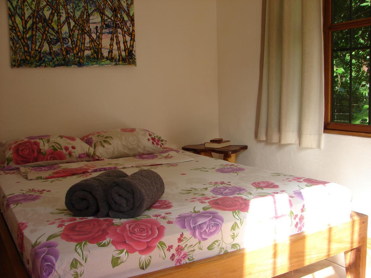 Babilonia Lejlighedshotel Cahuita Eksteriør billede