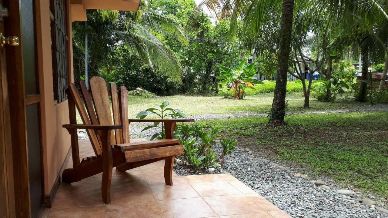 Babilonia Lejlighedshotel Cahuita Eksteriør billede